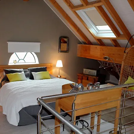 Wooden House In Quirin With Nordic Bath *