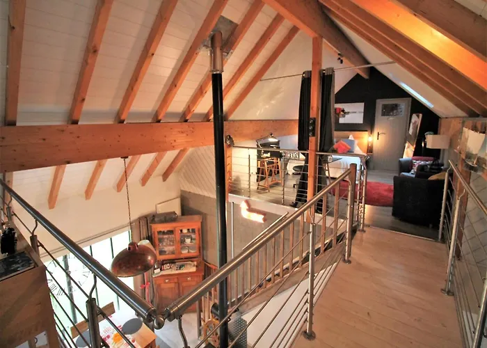 Prázdninový dům In By & Town